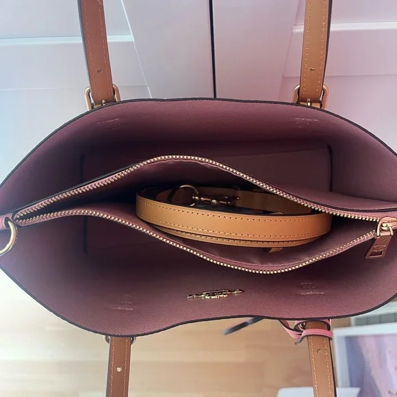 Coach Powder Pink Mollie - Picture 2 of 3